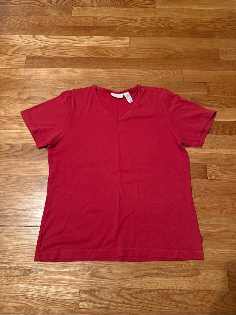 Liz Claiborne Women's V-Neck Tee in Red